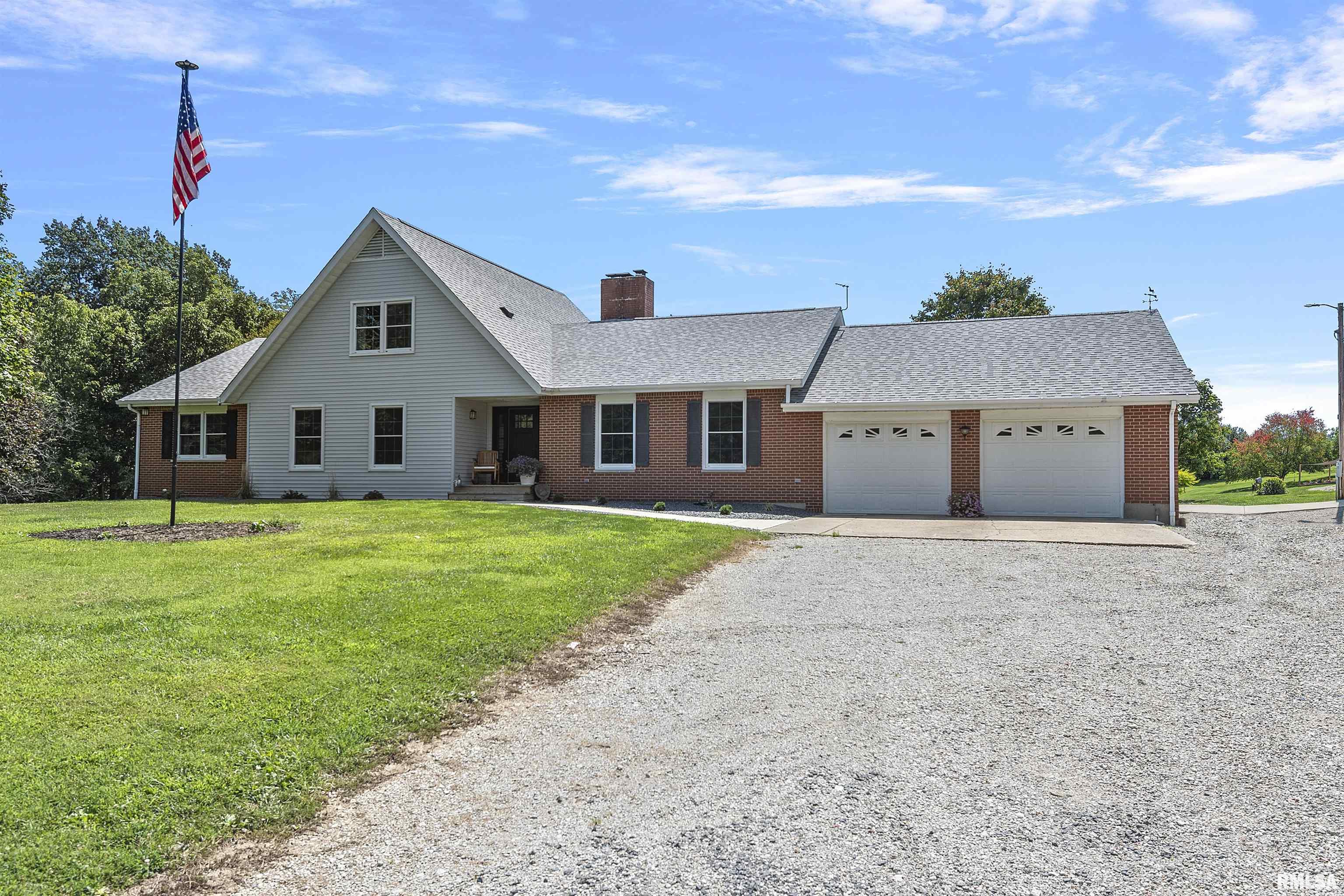 14688 Nave Road Mechanicsburg, IL 62545 - Photo 2 of 73 Gallery Image 2