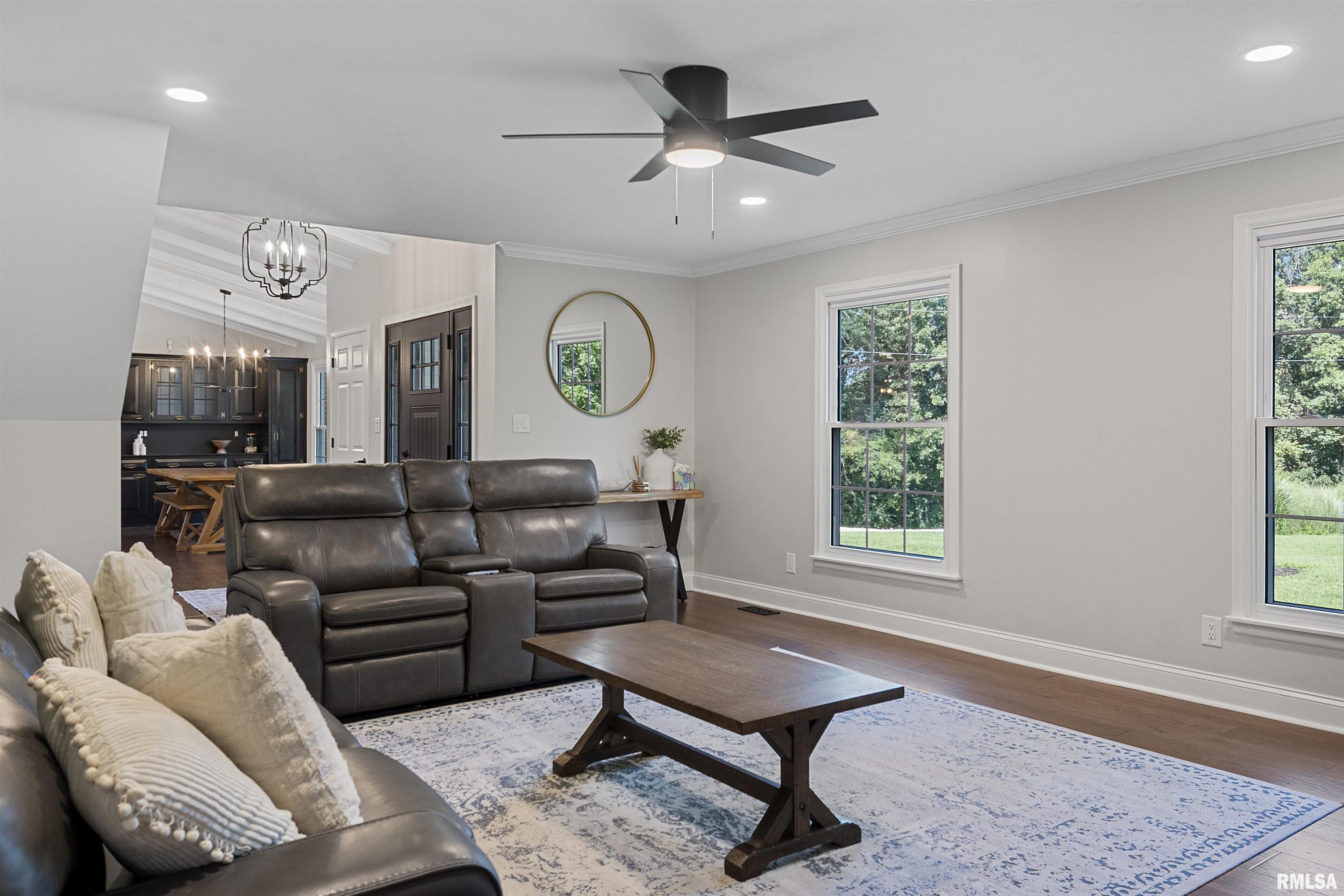 14688 Nave Road Mechanicsburg, IL 62545 - Photo 23 of 73 Gallery Image 23