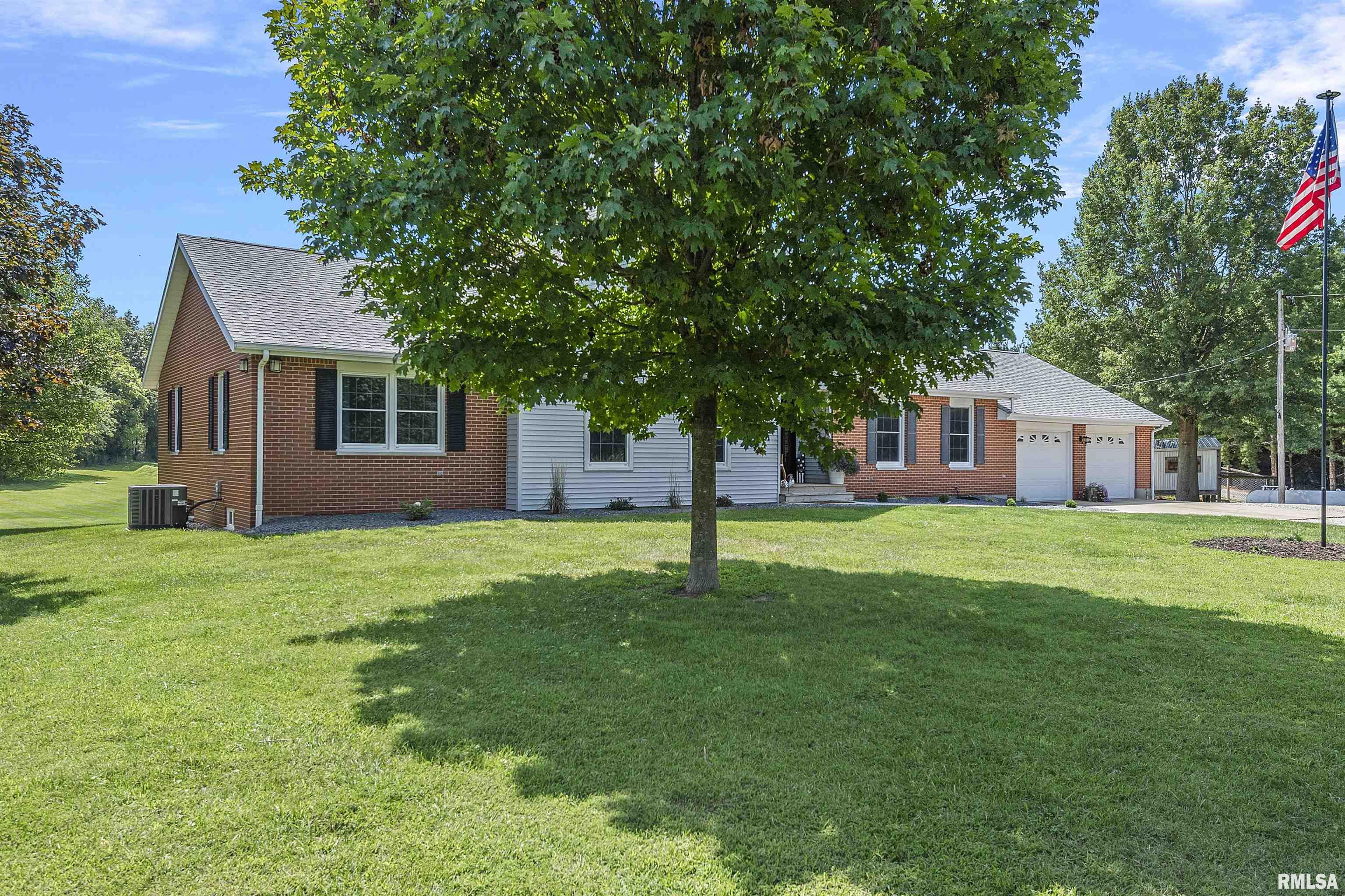 14688 Nave Road Mechanicsburg, IL 62545 - Photo 5 of 73 Gallery Image 5