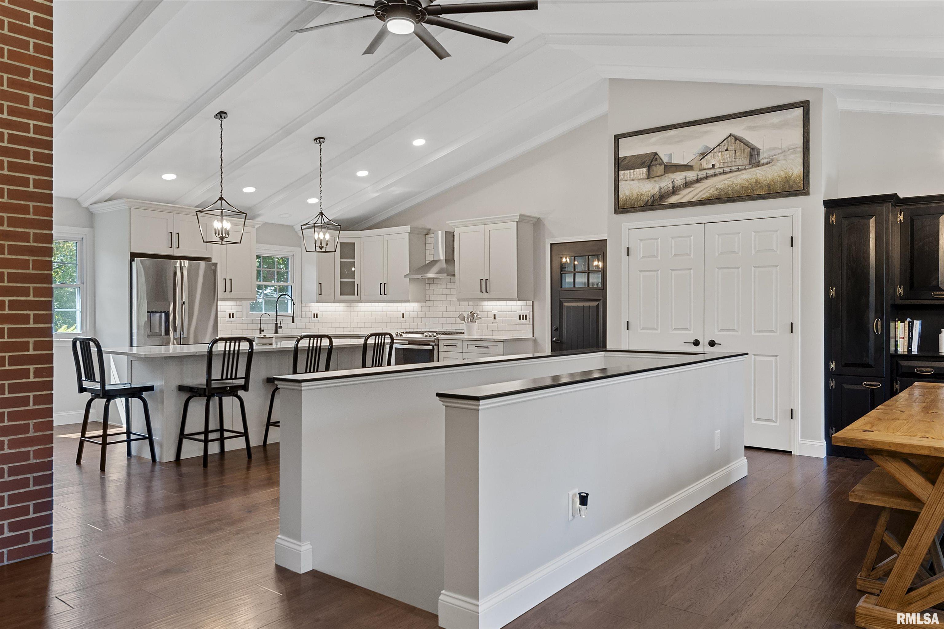 14688 Nave Road Mechanicsburg, IL 62545 - Photo 9 of 73 Gallery Image 9