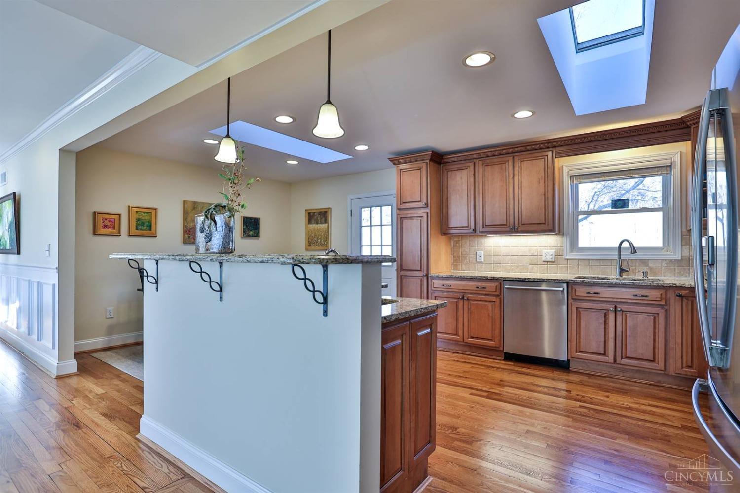6096 Ropes Drive Cincinnati, OH 45244 - Photo 14 of 51 Gallery Image 14