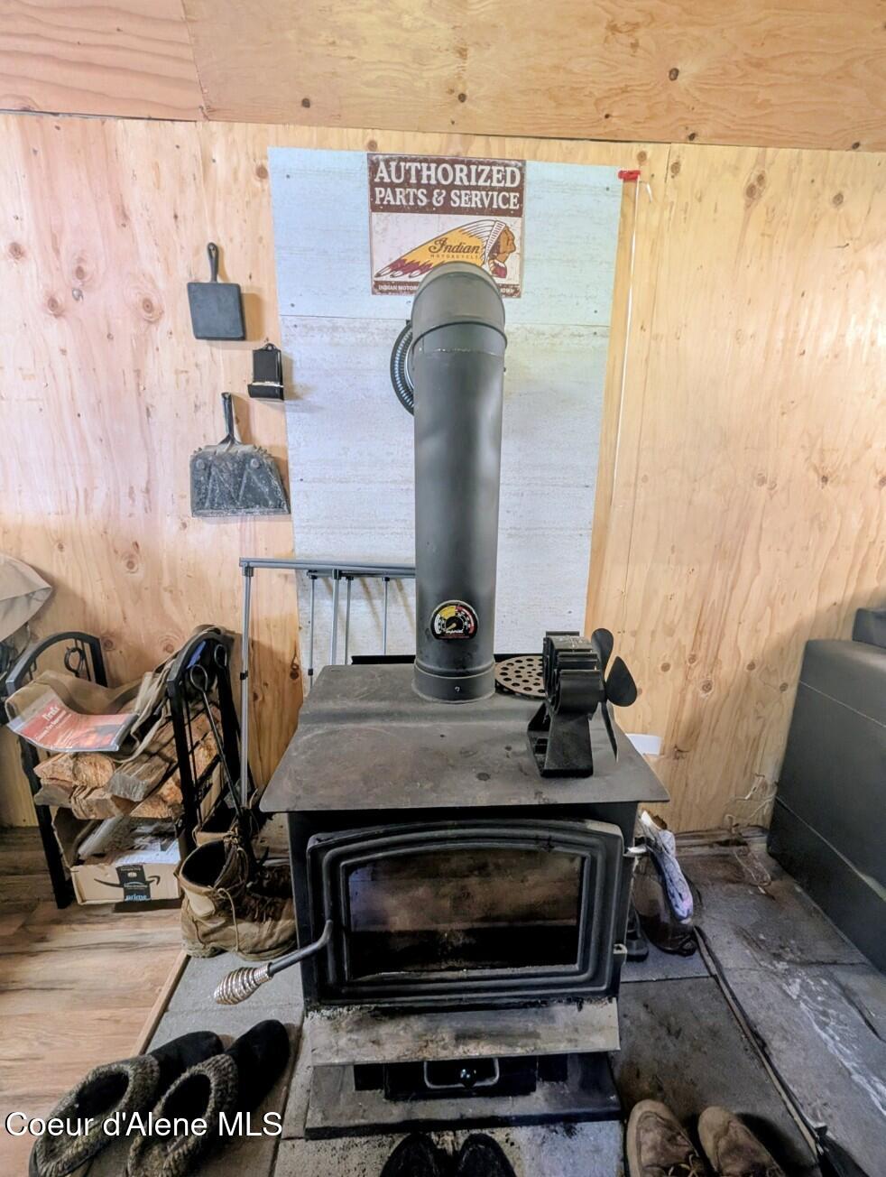 46 Acres Iron Horse Road Bonners Ferry, ID 83805 - Photo 19 of 46 Stays nice and warm