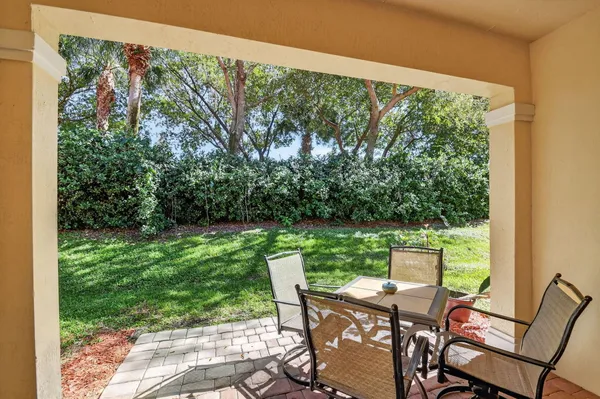 $395,000 | 7361 Briella Drive, Boynton Beach, FL 33437