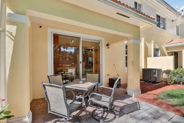 $395,000 | 7361 Briella Drive, Boynton Beach, FL 33437