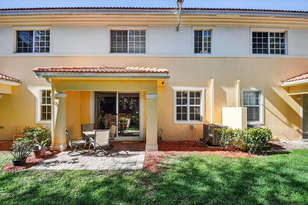 $395,000 | 7361 Briella Drive, Boynton Beach, FL 33437