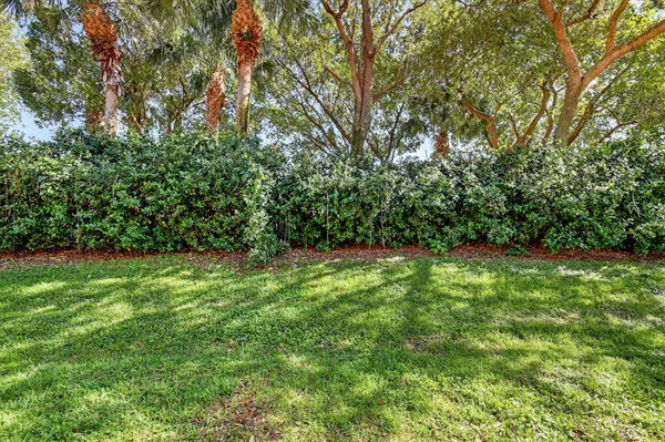 $395,000 | 7361 Briella Drive, Boynton Beach, FL 33437