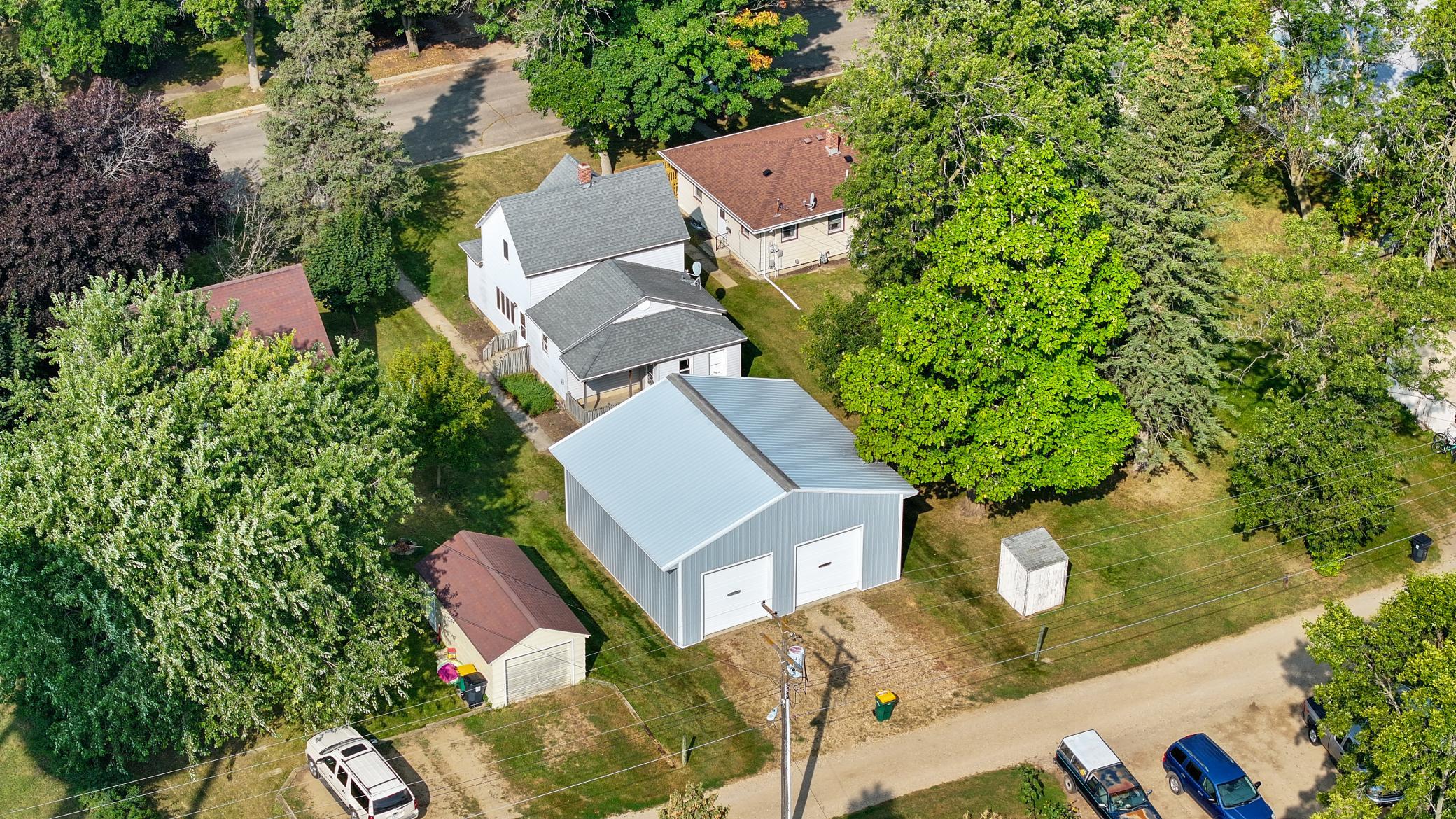 418 North Hubert Street Ivanhoe, MN 56142 - Photo 3 of 37