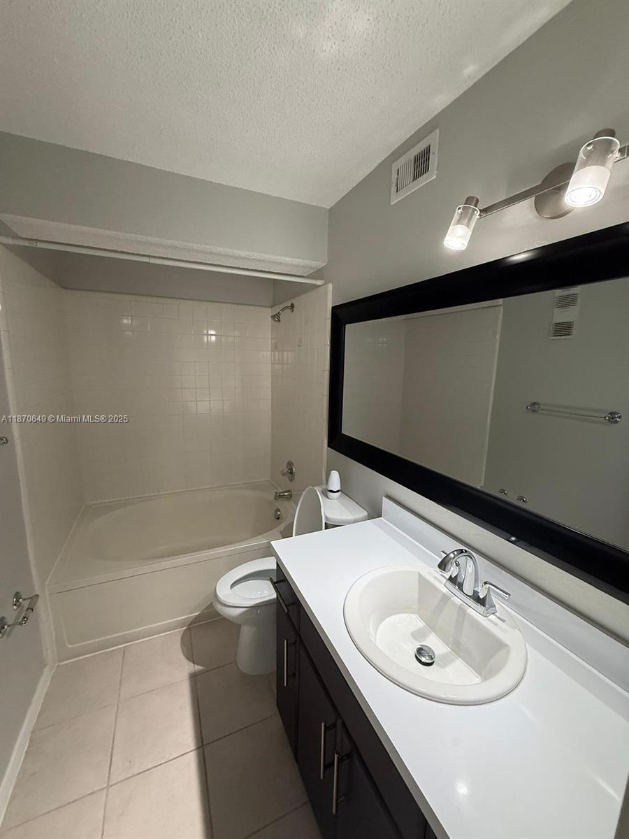 15600 Southwest 106th Lane, Unit 1007 Miami, FL 33196 - Photo 18 of 20