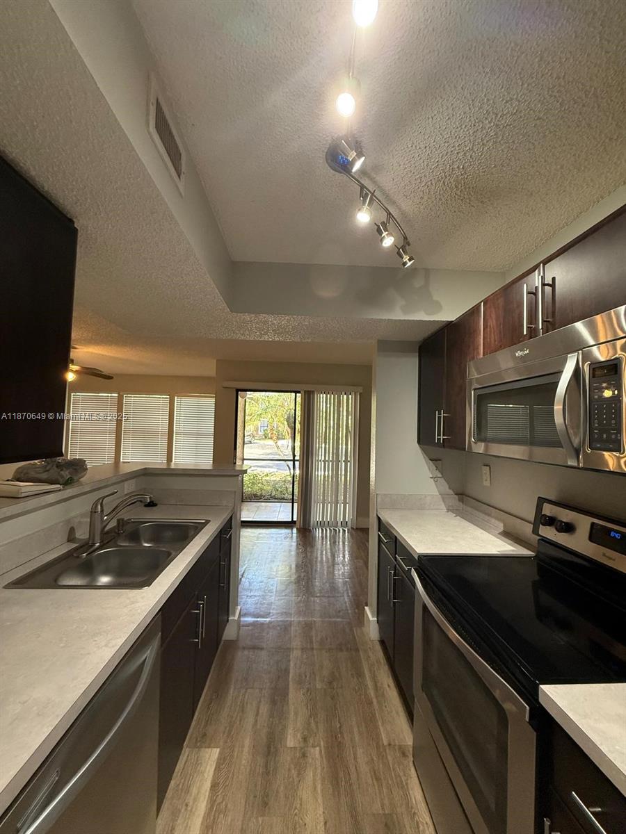 15600 Southwest 106th Lane, Unit 1007 Miami, FL 33196 - Photo 4 of 20