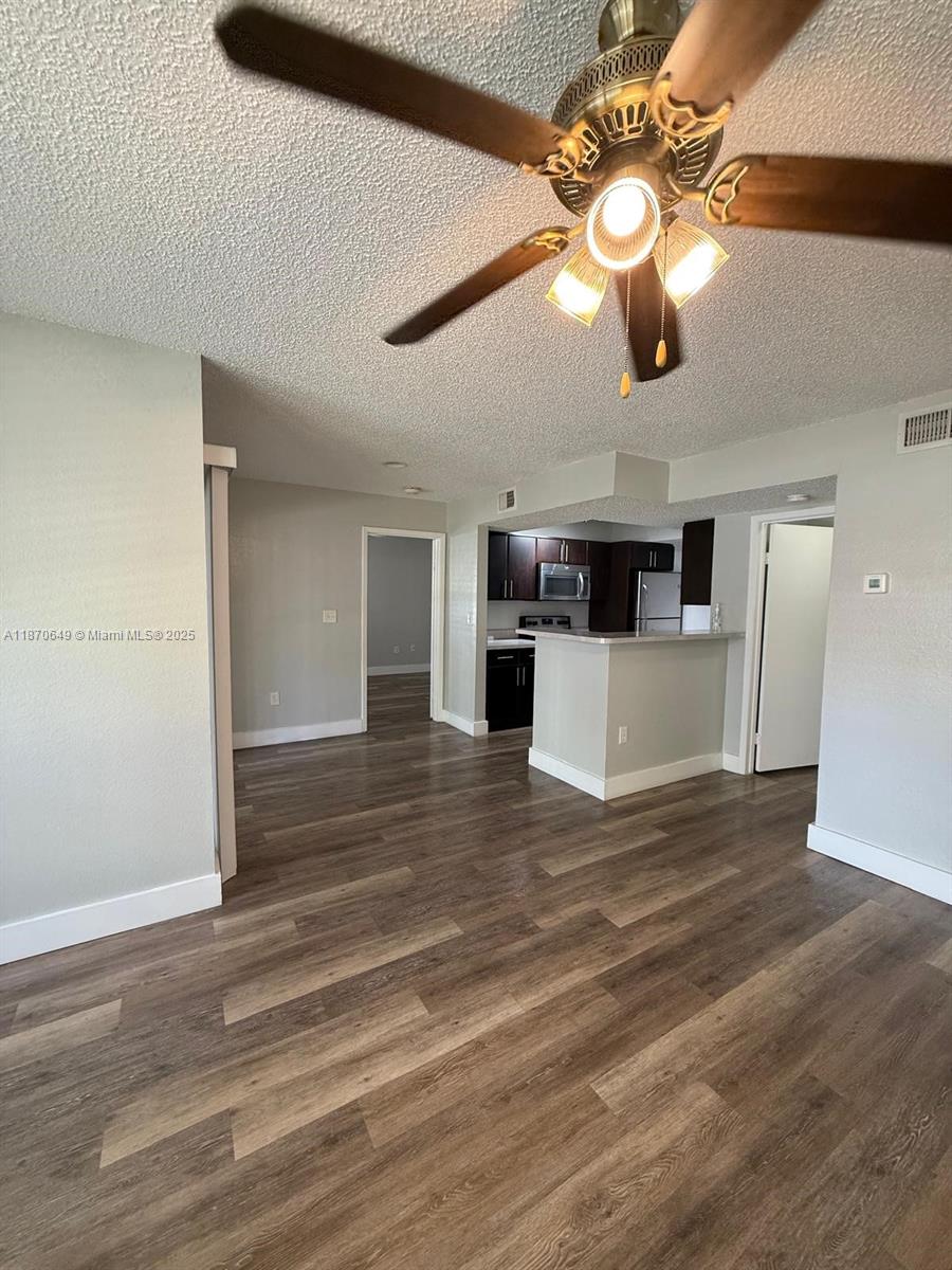 15600 Southwest 106th Lane, Unit 1007 Miami, FL 33196 - Photo 5 of 20