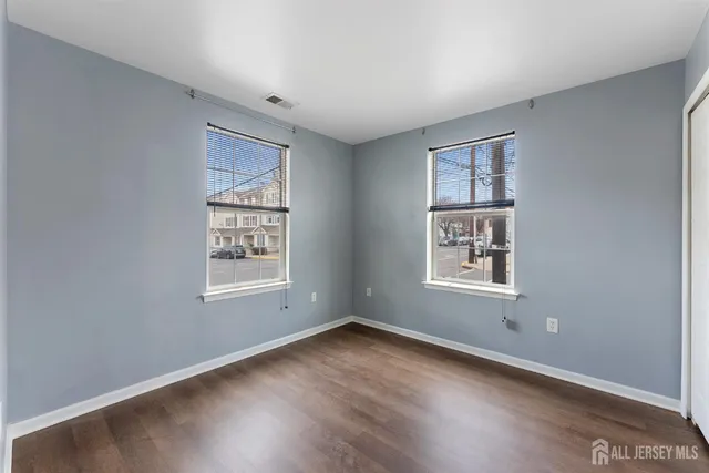 $2,430 | 128 Remsen Avenue, Unit A, New Brunswick, NJ 08901