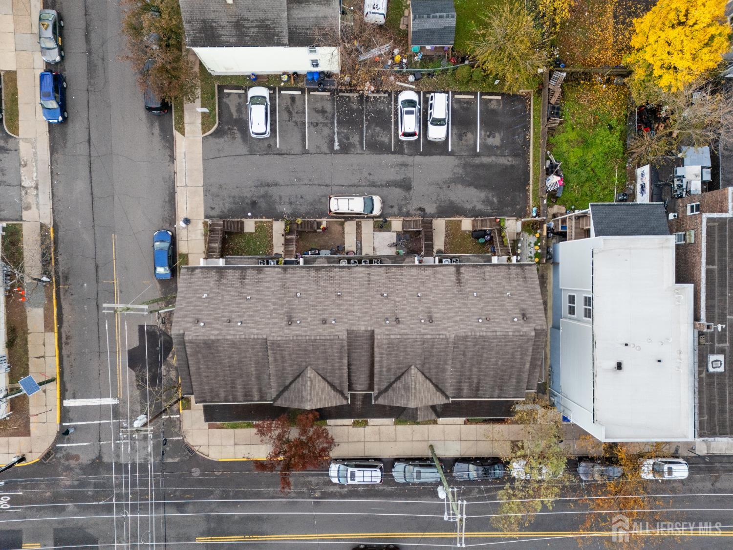 128 Remsen Avenue, Unit A New Brunswick, NJ 08901 - Photo 17 of 18 an aerial view of residential houses with outdoor space