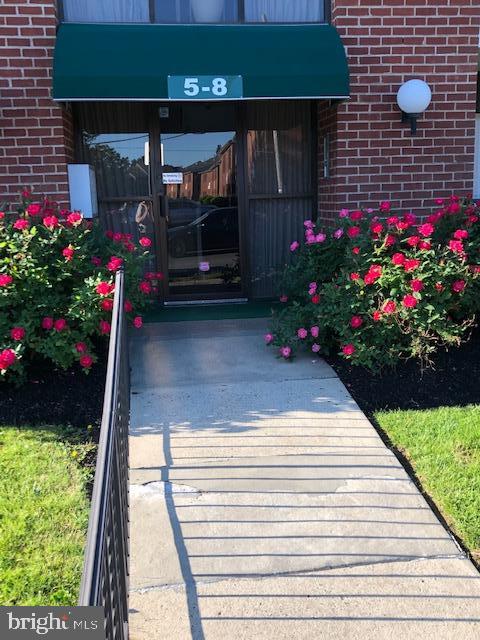 2101 Welsh Road, Unit 7 Philadelphia, PA 19115 - Photo 3 of 25 Front exterior