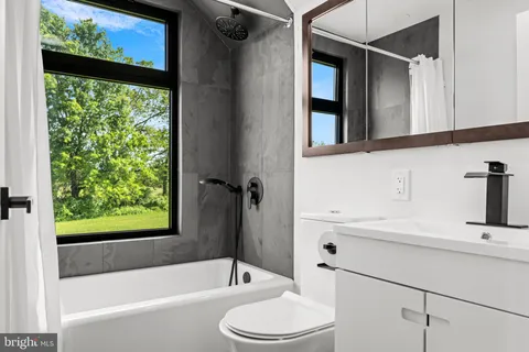 $4,150,000 | 854 Spring Hill Road, Riegelsville, PA 18077