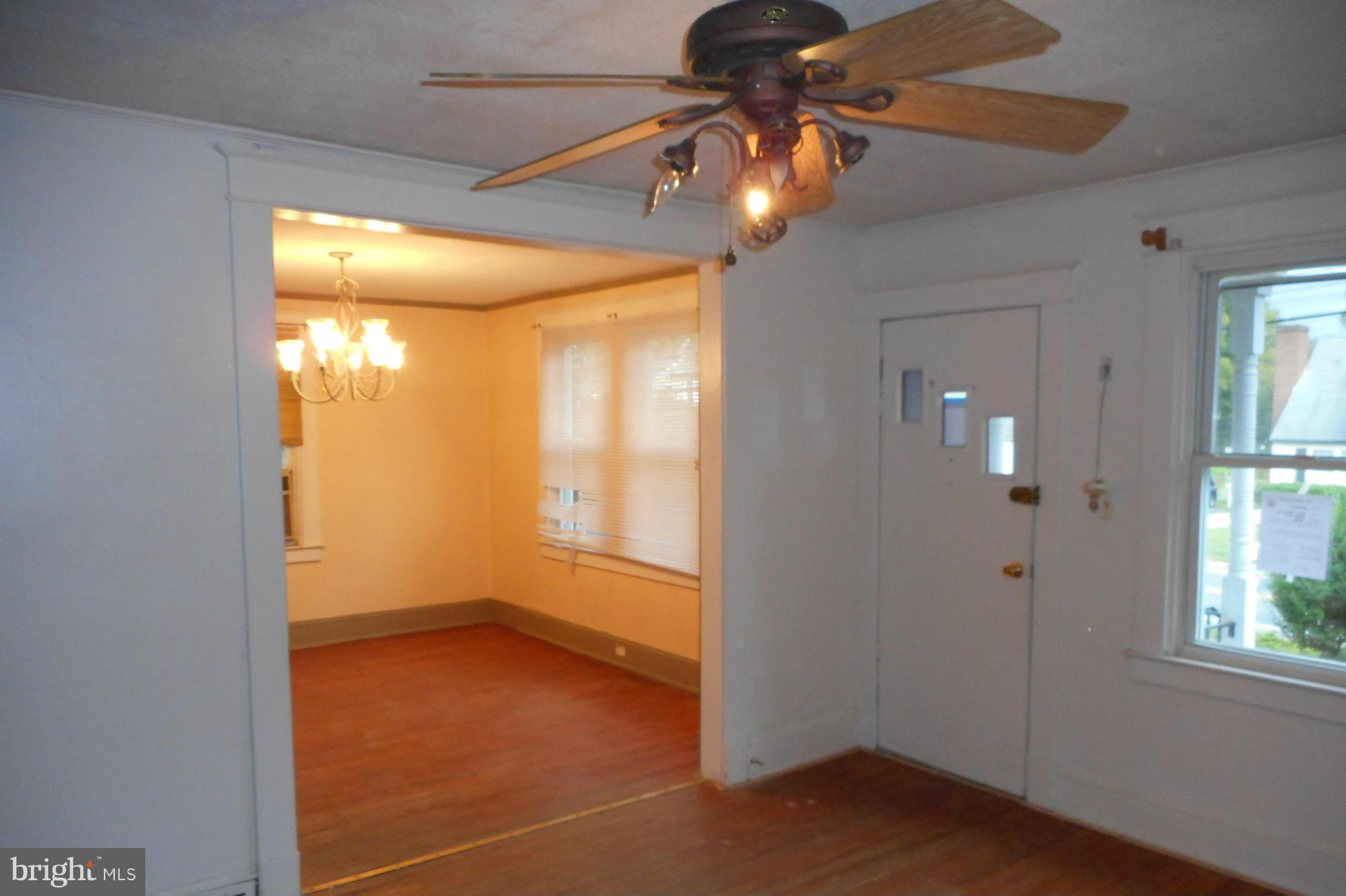 3506 Rolling Rd. Windsor Mill, MD 21244 - Photo 9 of 11 Living Room