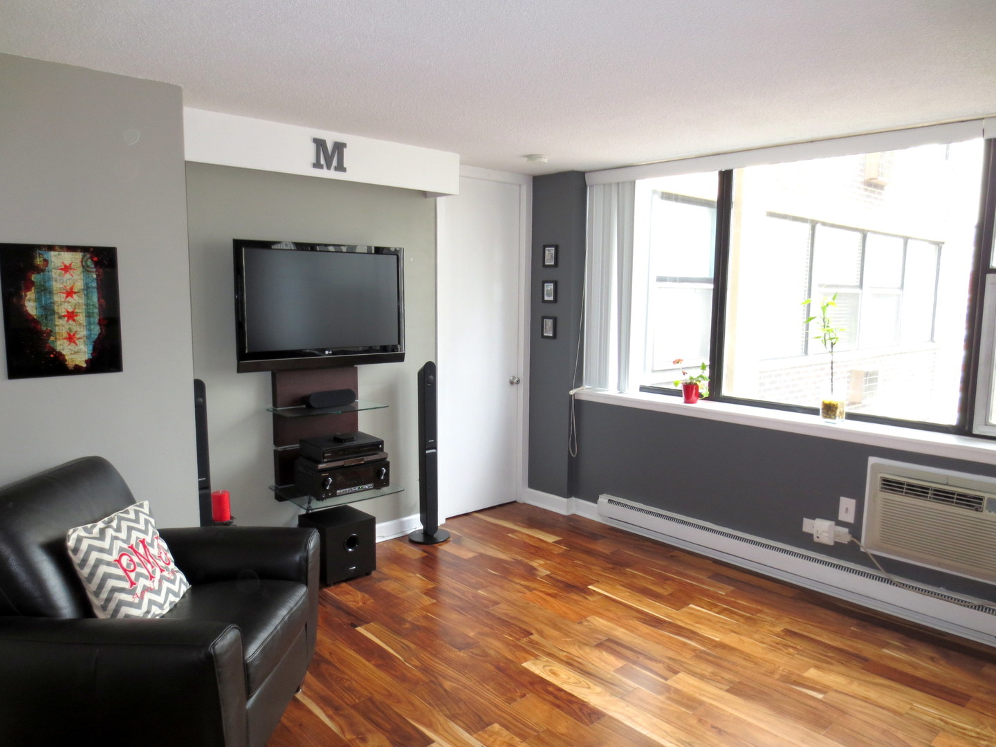 3110 North Sheridan Road, Unit 1604 Chicago, IL 60657 - Photo 3 of 16