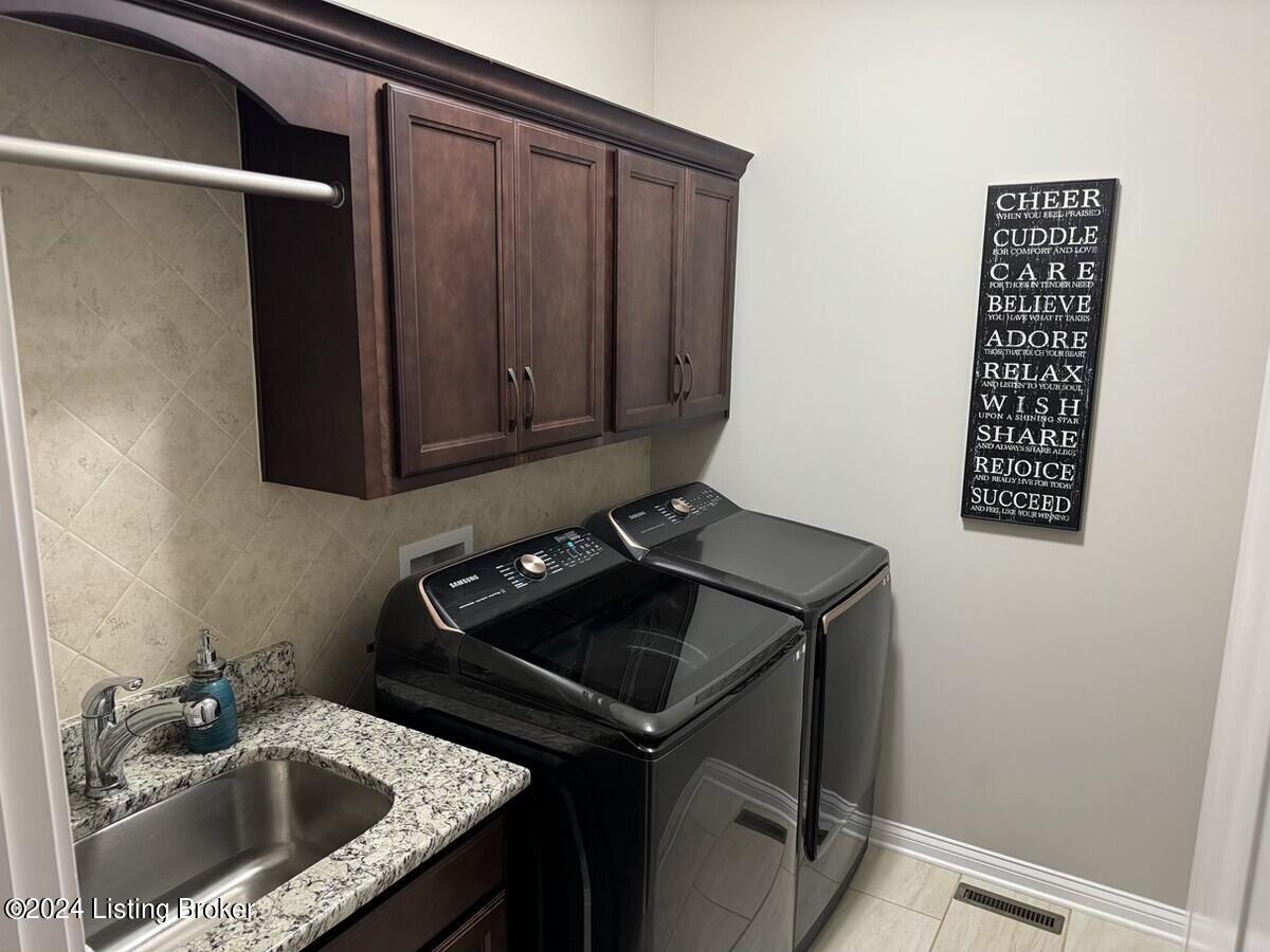 6307 Hollow Tree Road Louisville, KY 40291 - Photo 24 of 53 2BD3DDA2-2A4C-4FFF-A332-ABC2E8A26BE3