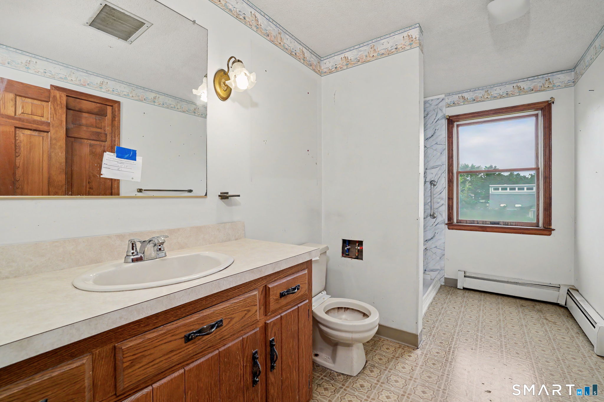 111 Daisy Circle Bristol, CT 06010 - Photo 20 of 40