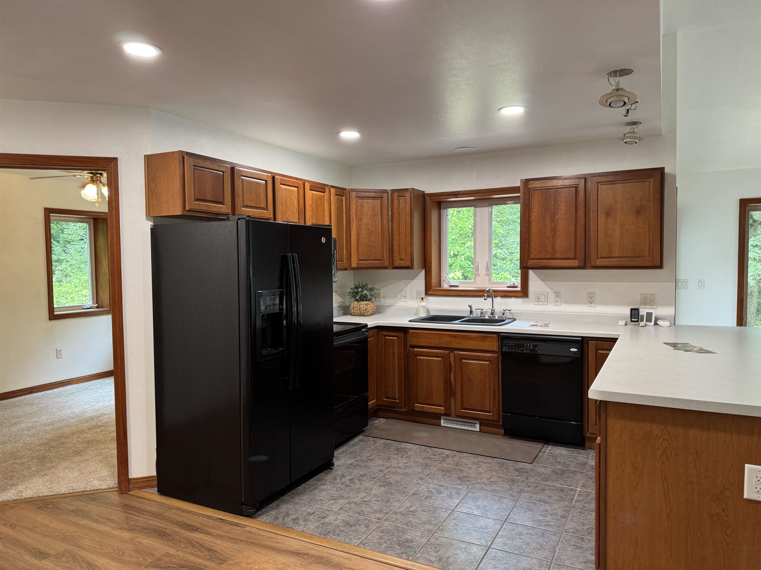 N9165 Currie Road Portage, WI 53901 - Photo 11 of 37 Gallery Image 11