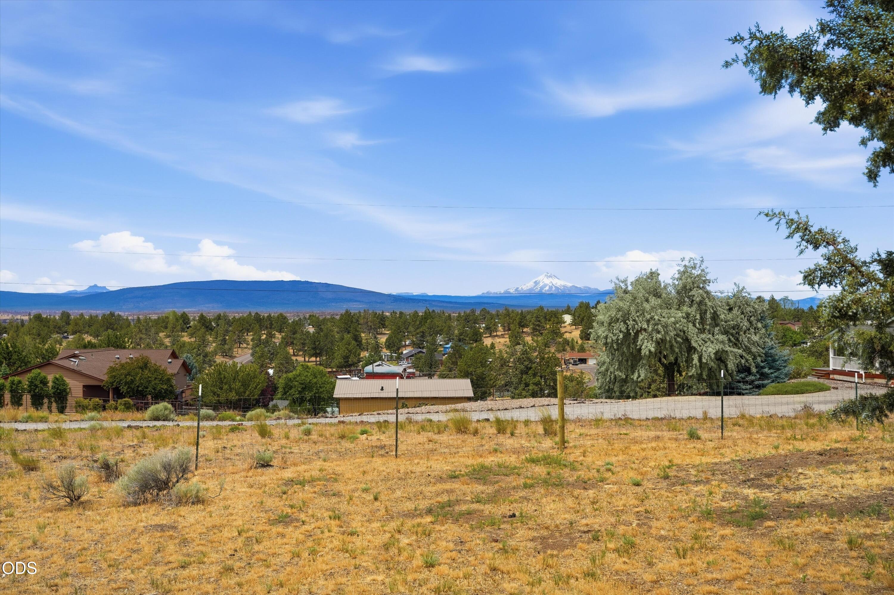 10711 Southwest Shad Road Terrebonne, OR 97760 - Photo 28 of 33