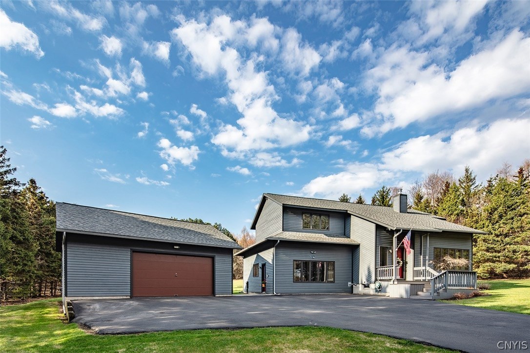 7428 Gates Road Jamesville, NY 13078 - Photo 1 of 1 Pristine Contemporary on 2.83 Acres in Fayettevill