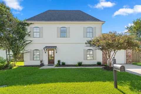 $222,500 | 1001 West Sallier Street, Unit F, Lake Charles, LA 70601