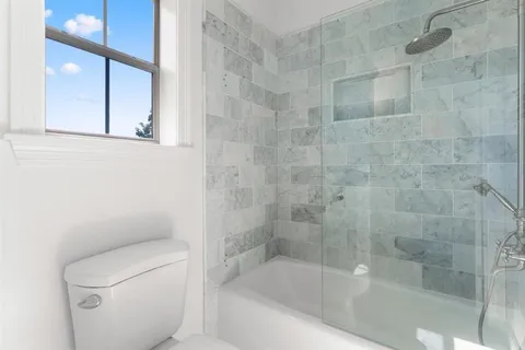 $222,500 | 1001 West Sallier Street, Unit F, Lake Charles, LA 70601