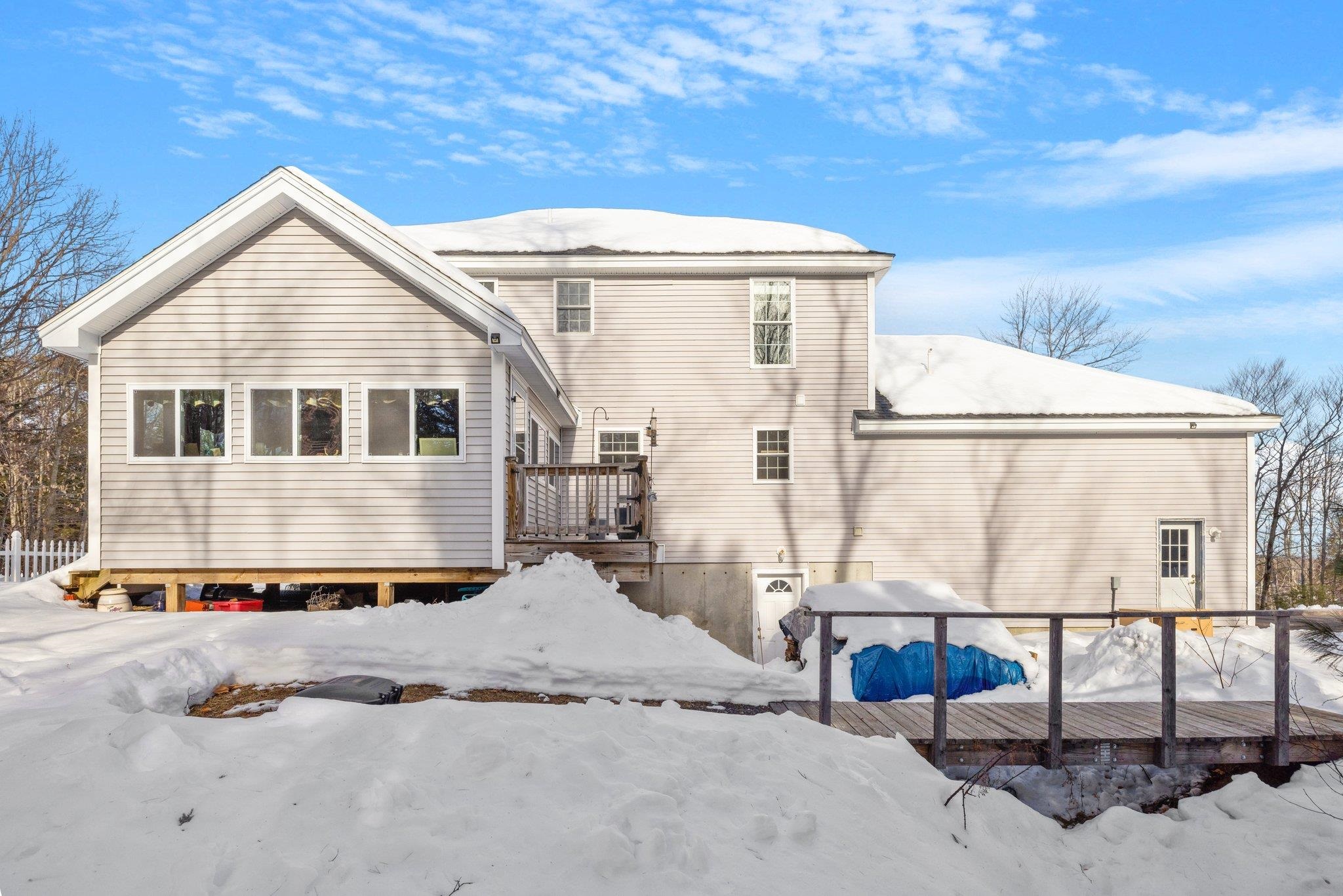 64 Lockes Corner Road Alton, NH 03809 - Photo 5 of 40