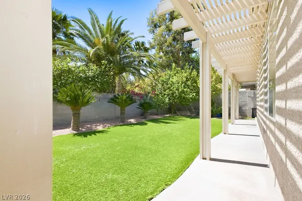 $599,990 | 7901 Brent Leaf Avenue, Las Vegas, NV 89131