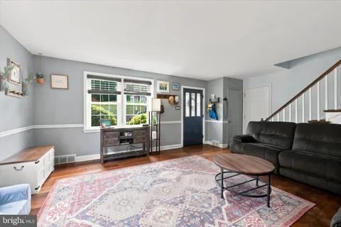 $329,900 | 801 Terwood Road, Drexel Hill, PA 19026