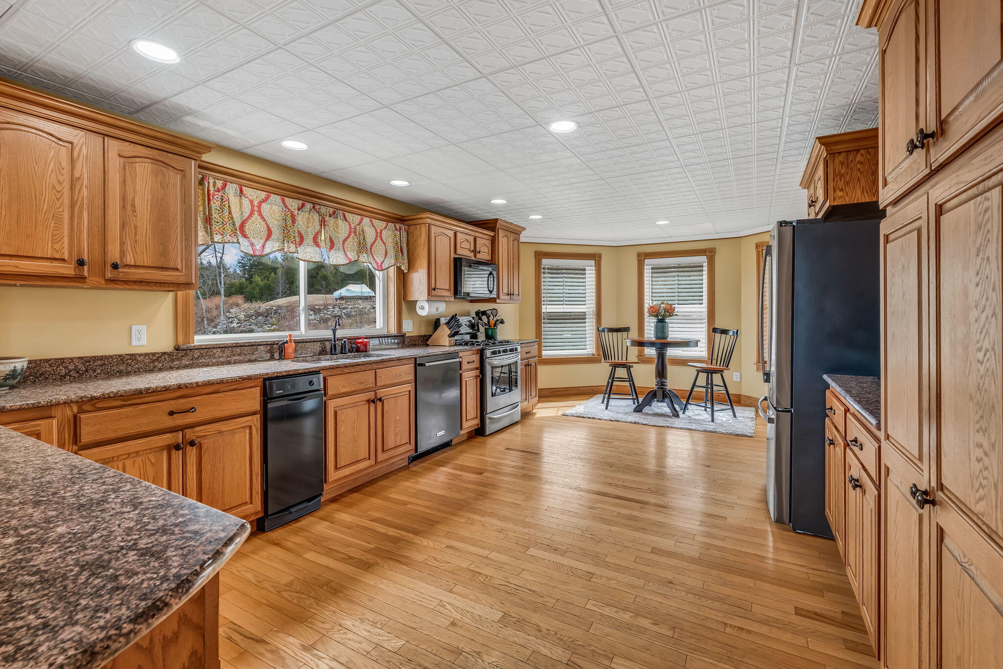 2080 Lakeview Road Milo, ME 04463 - Photo 12 of 101 kitchen