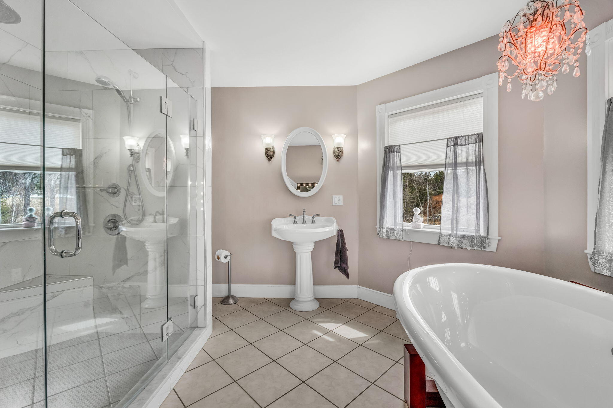 2080 Lakeview Road Milo, ME 04463 - Photo 39 of 101 Primary Bath