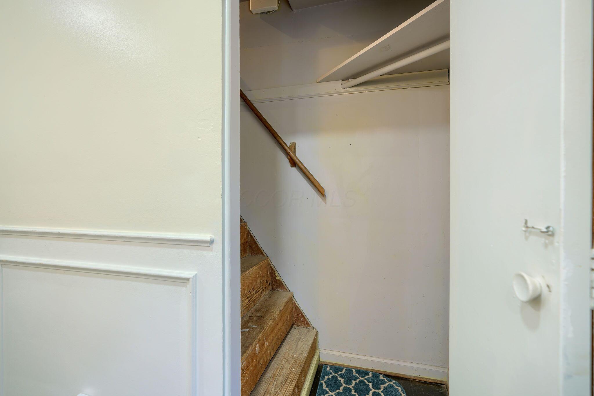 40 North Harding Road Columbus, OH 43209 - Photo 27 of 34 Stairway to Functional Attic
