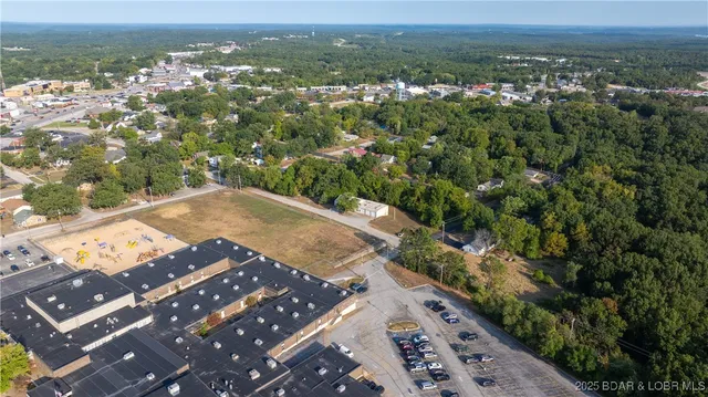 $269,900 | 112 Township Road, Camdenton, MO 65020