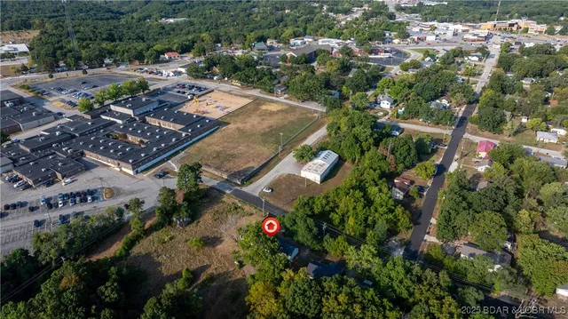 $269,900 | 112 Township Road, Camdenton, MO 65020