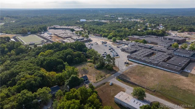 $269,900 | 112 Township Road, Camdenton, MO 65020