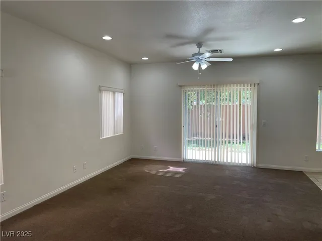 $1,934 | 857 Park Walk Avenue, Las Vegas, NV 89123
