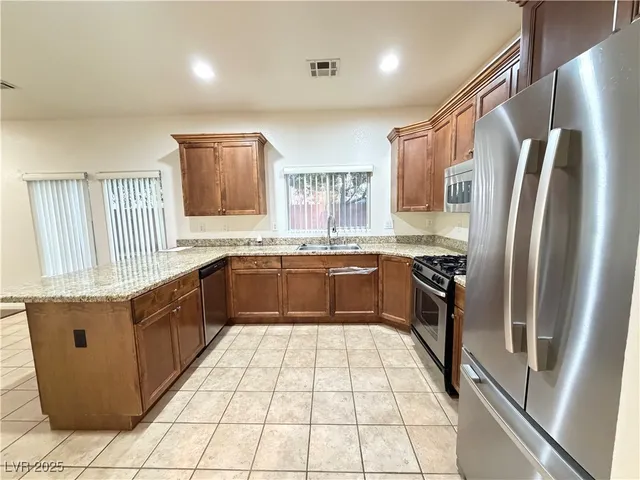 $1,834 | 857 Park Walk Avenue, Las Vegas, NV 89123