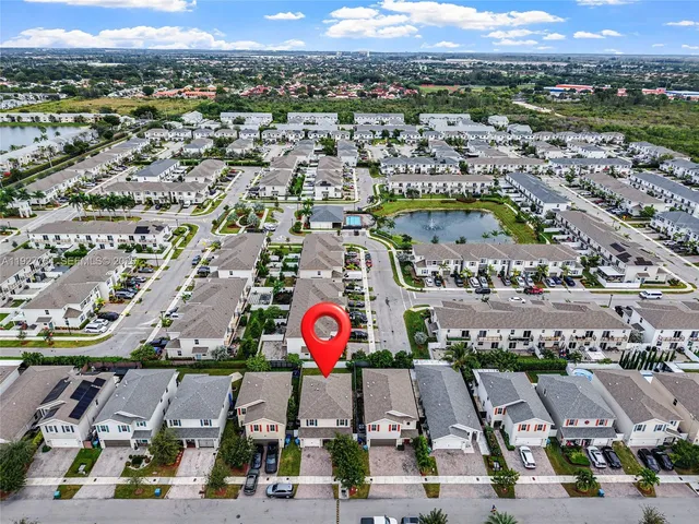 $3,700 | 525 Northeast 6th Place, Florida City, FL 33034