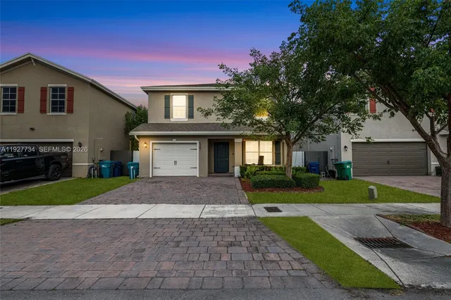 $3,700 | 525 Northeast 6th Place, Florida City, FL 33034