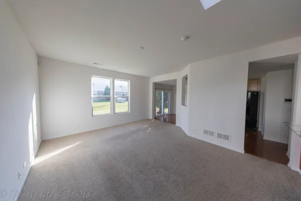 $2,450 | 636 Hawley Drive, Oswego, IL 60543