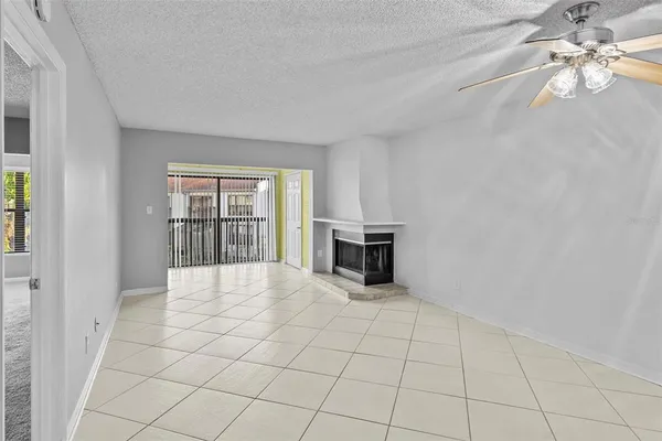 $2,000 | 1918 Pelican Landing Boulevard, Unit 1125, Clearwater, FL 33762