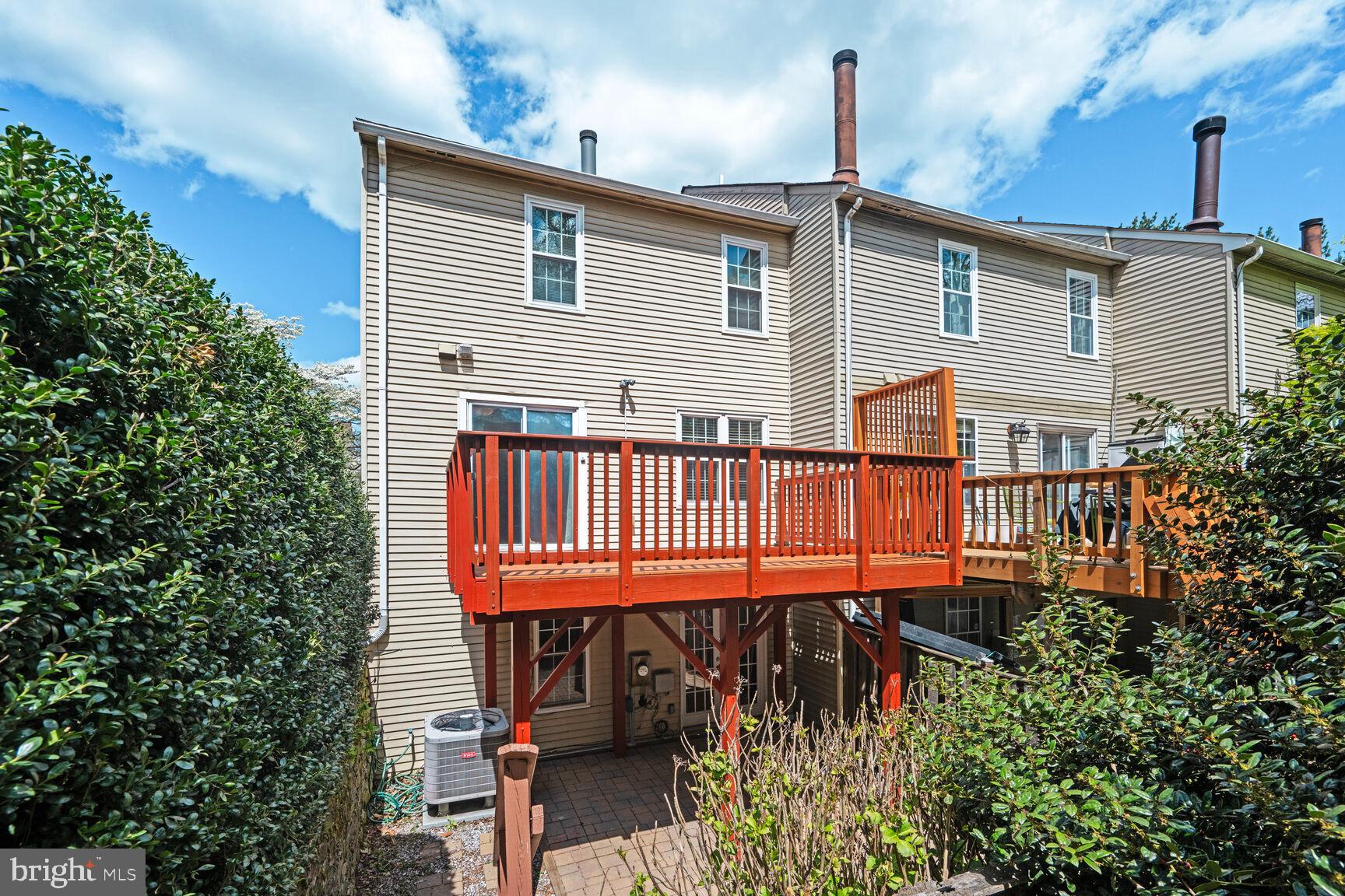 1908 Brightleaf Court Silver Spring, MD 20902 - Photo 24 of 26 Gallery Image 24