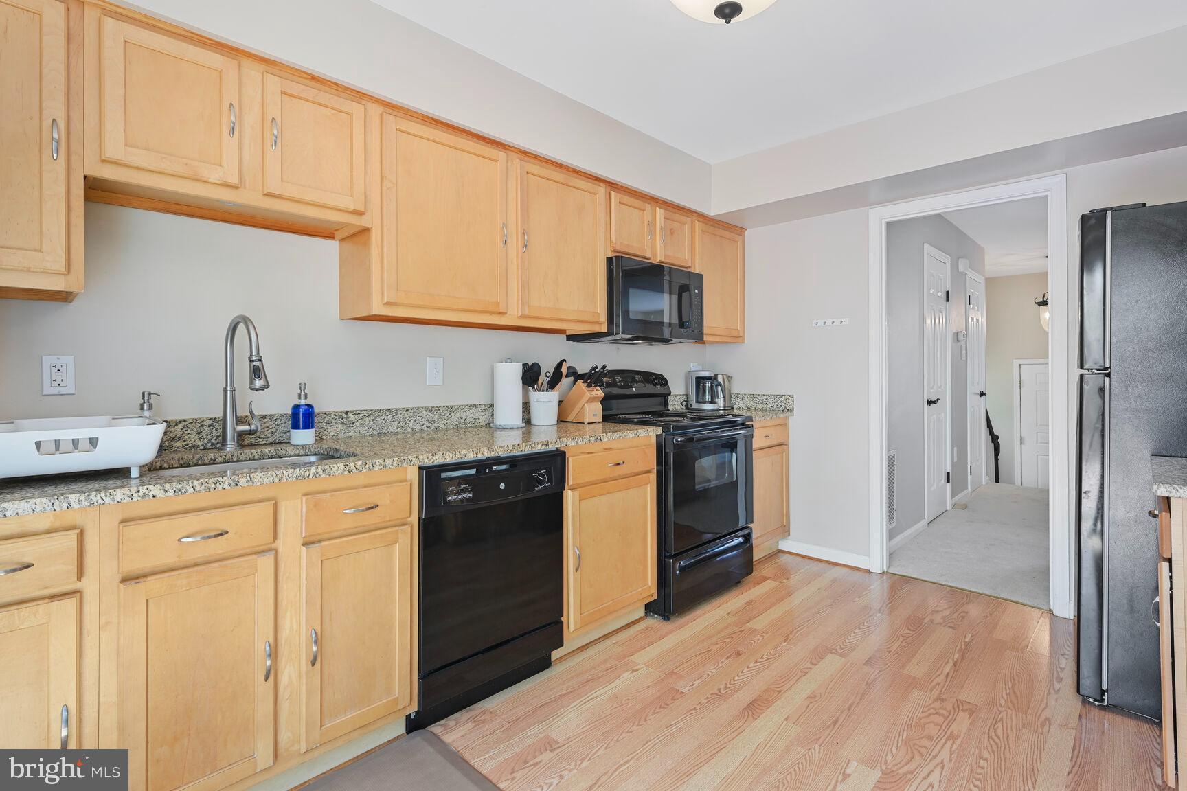 1908 Brightleaf Court Silver Spring, MD 20902 - Photo 7 of 26 Gallery Image 7