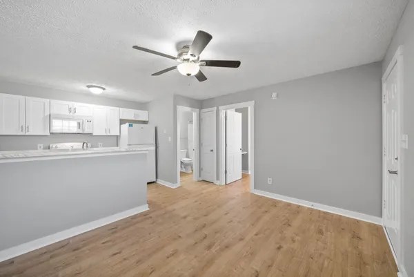 $825 | 765 Robb Avenue, Unit 4, Clarksville, TN 37040