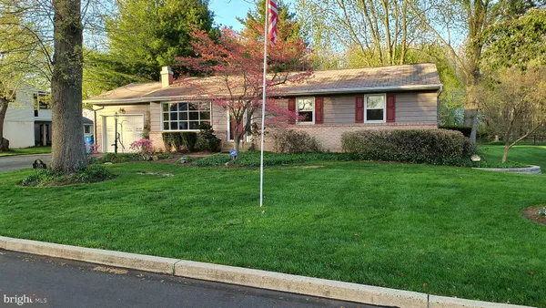 $409,000 | 1329 Meadow Lane, Perkasie, PA 18944