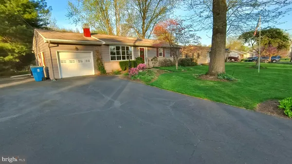 $409,000 | 1329 Meadow Lane, Perkasie, PA 18944