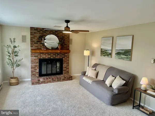 $409,000 | 1329 Meadow Lane, Perkasie, PA 18944