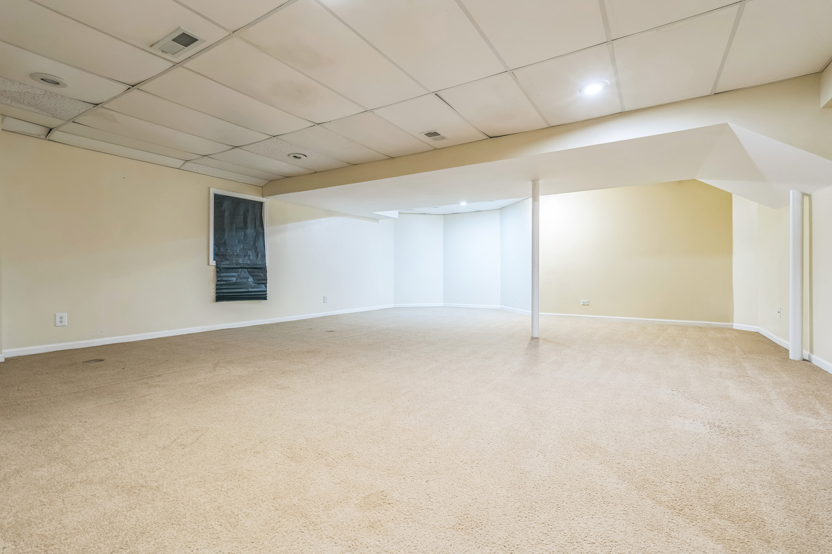 2604 Wendy Road Naperville, IL 60565 - Photo 42 of 62 a view of an empty room
