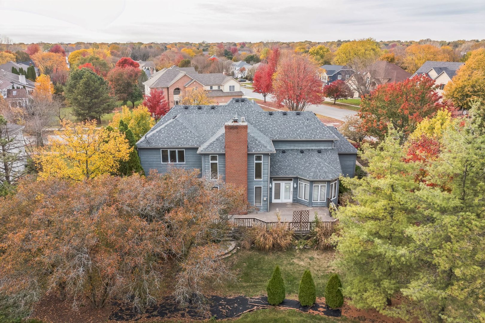 2604 Wendy Road Naperville, IL 60565 - Photo 56 of 62 a aerial view of a house